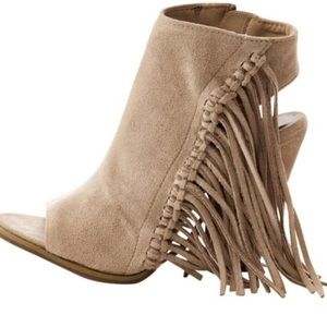 Summer heels